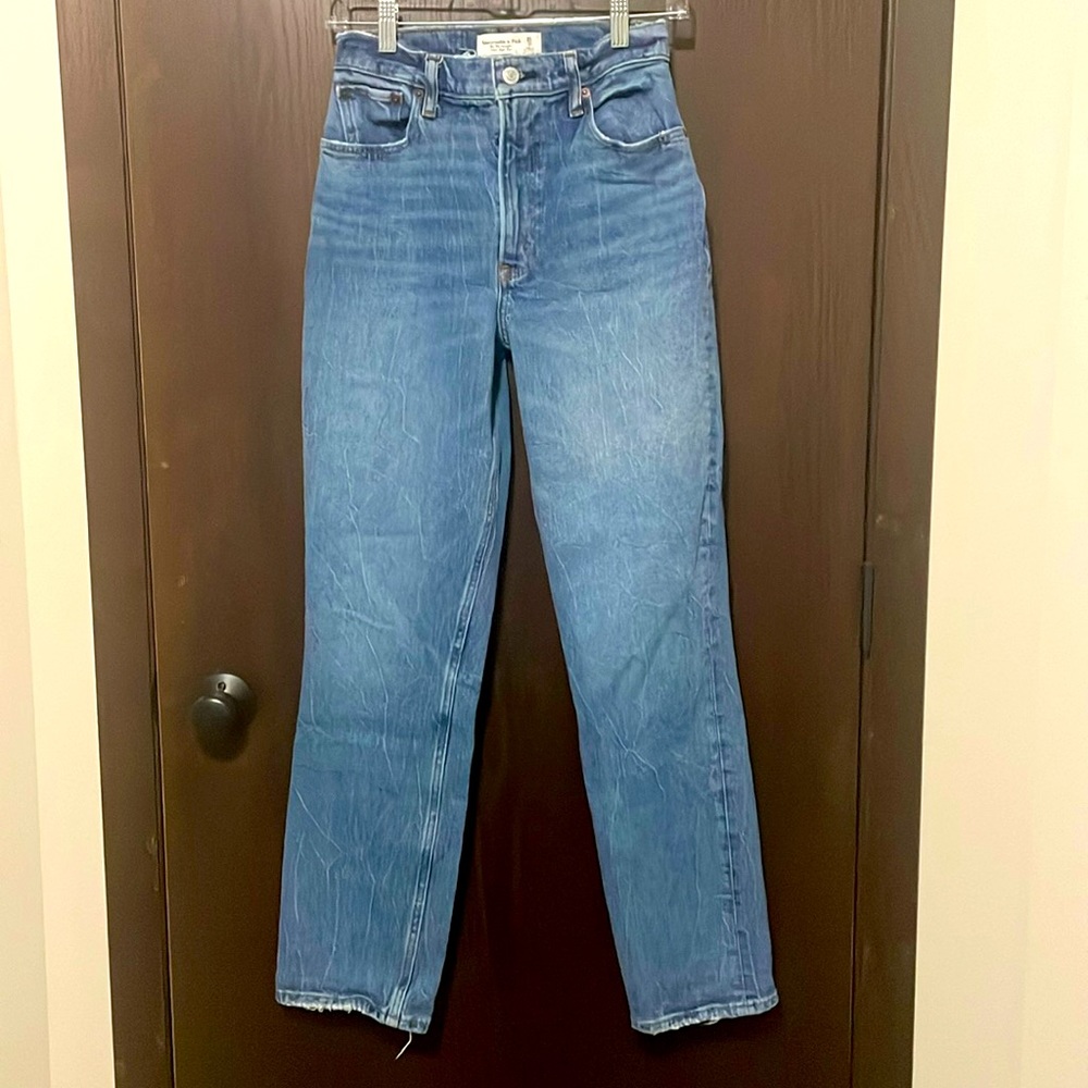 Abercrombie & Fitch The 90s Straight Ultra High Rise Jeans 25/0R Curve Love